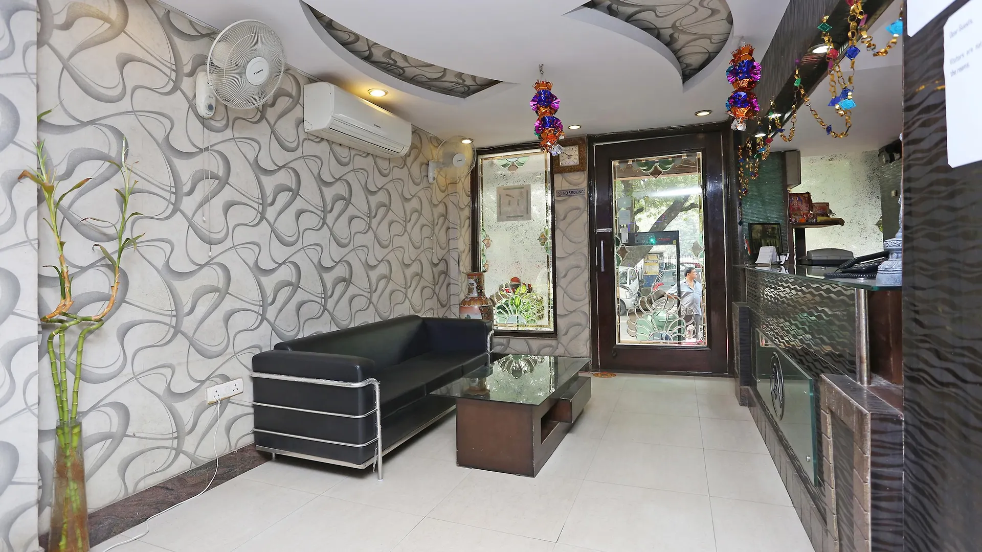 Oyo 337 Hotel Anand Delhi  Delhi (National Capital Territory of India)