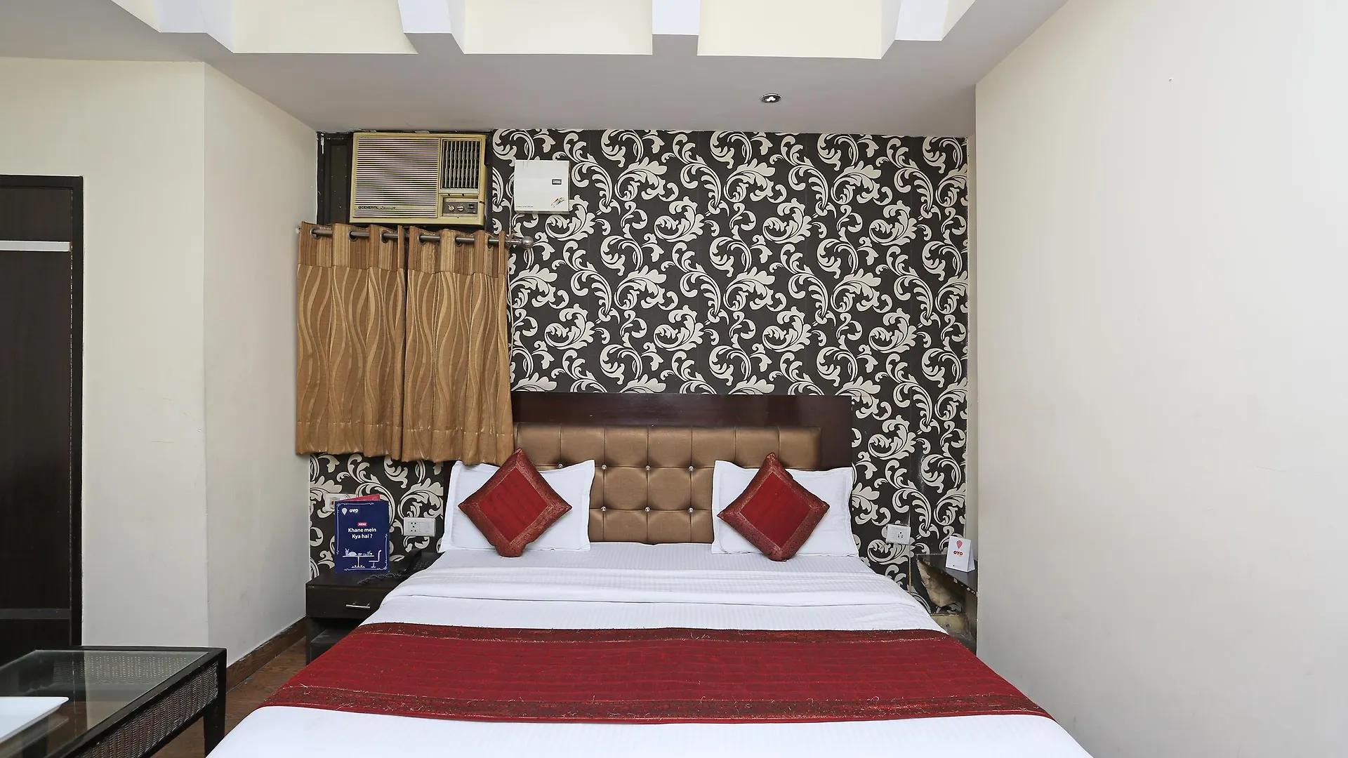 Oyo 337 Hotel Anand Delhi  3*, Delhi (National Capital Territory of India)