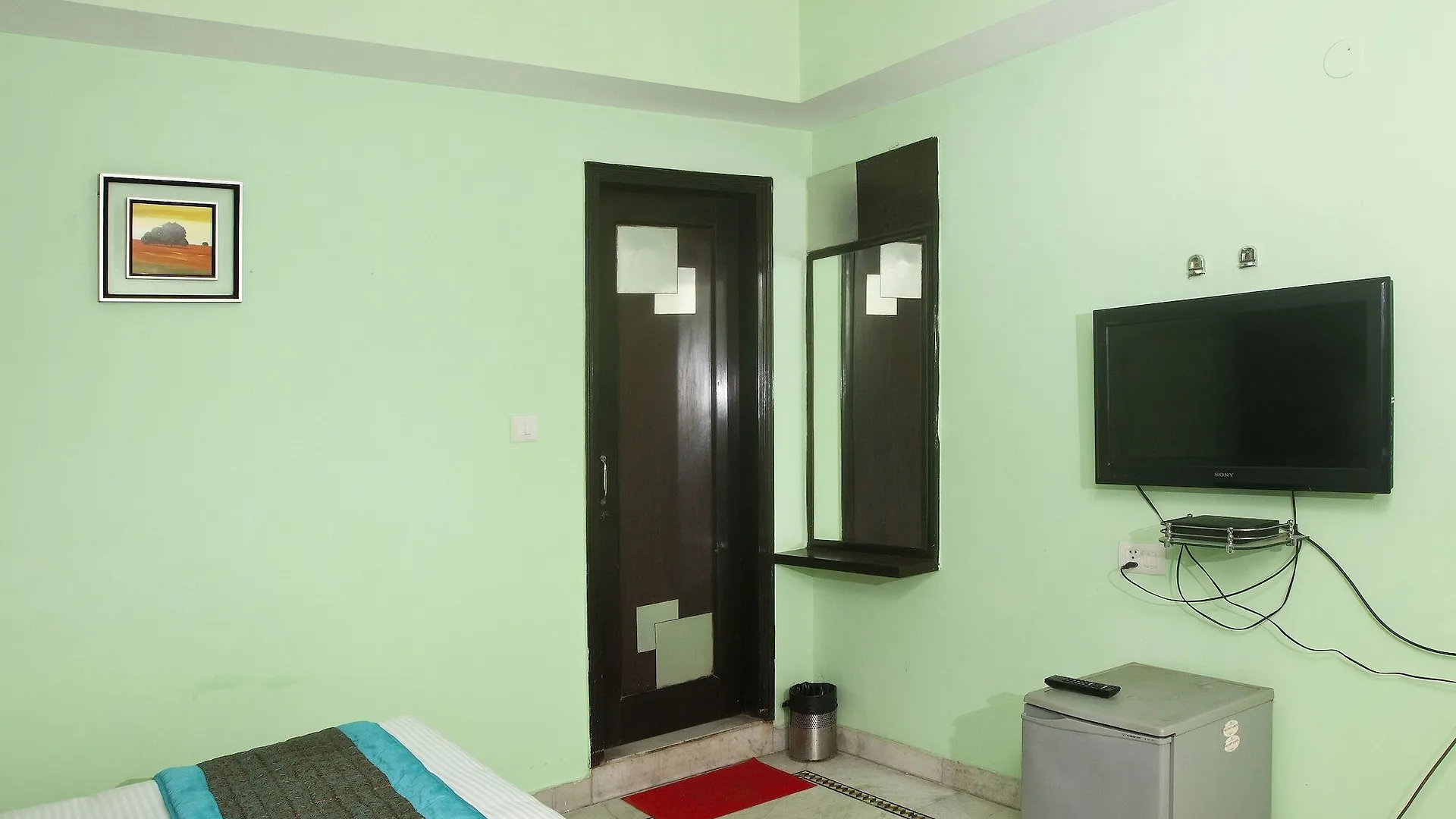 Oyo 337 Hotel Anand Delhi   Delhi (National Capital Territory of India)